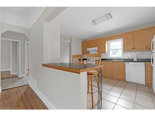 245 Cedardale Avenue, Hamilton, ON - Indoor Photo Showing Kitchen