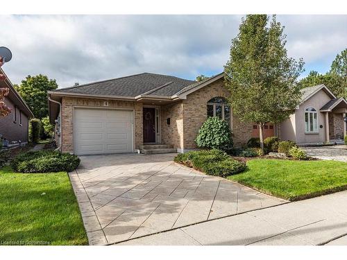 4 Gillespie Crescent, Hamilton, ON - Outdoor With Facade