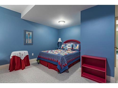 4 Gillespie Crescent, Hamilton, ON - Indoor Photo Showing Bedroom