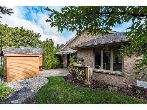 4 Gillespie Crescent, Hamilton, ON - Outdoor