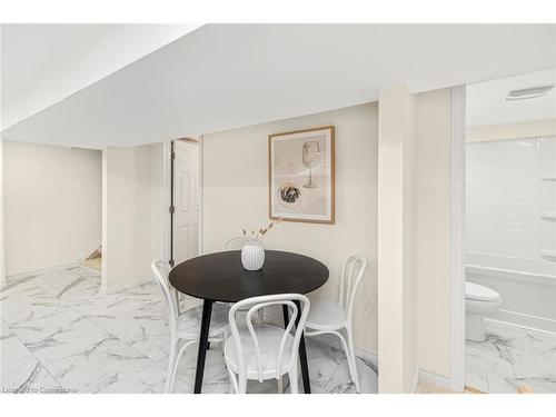 124 Harmony Avenue, Hamilton, ON - Indoor Photo Showing Dining Room