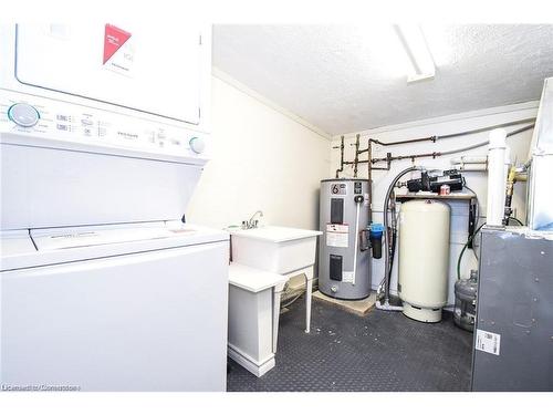 7 Bates Lane, Dunnville, ON - Indoor Photo Showing Laundry Room