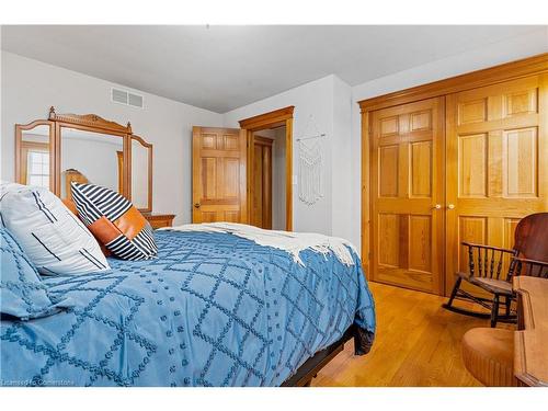 5447 Highway 20, Bismarck, ON - Indoor Photo Showing Bedroom