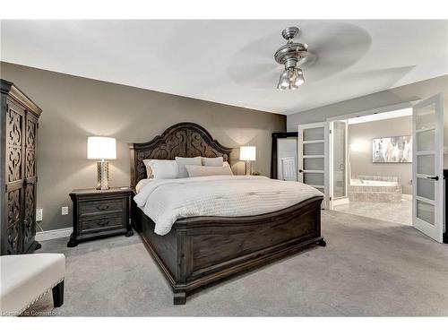 636 Greenravine Drive, Ancaster, ON - Indoor Photo Showing Bedroom