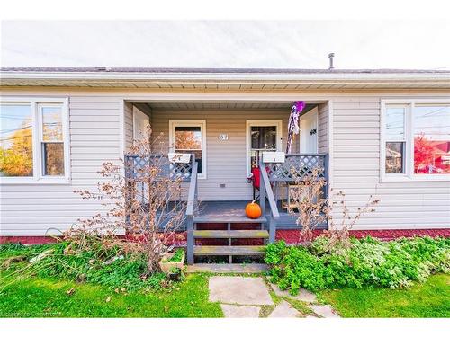 37 Catherine Street, Fort Erie, ON - Outdoor With Deck Patio Veranda