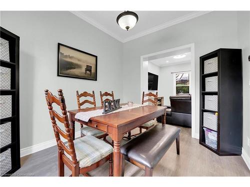 247 Kensington Avenue N, Hamilton, ON - Indoor Photo Showing Dining Room