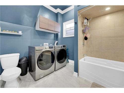 247 Kensington Avenue N, Hamilton, ON - Indoor Photo Showing Laundry Room