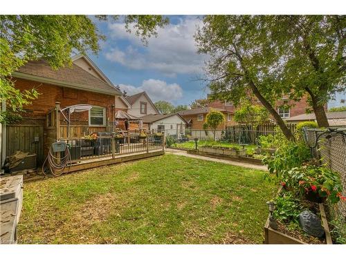 247 Kensington Avenue N, Hamilton, ON - Outdoor With Deck Patio Veranda