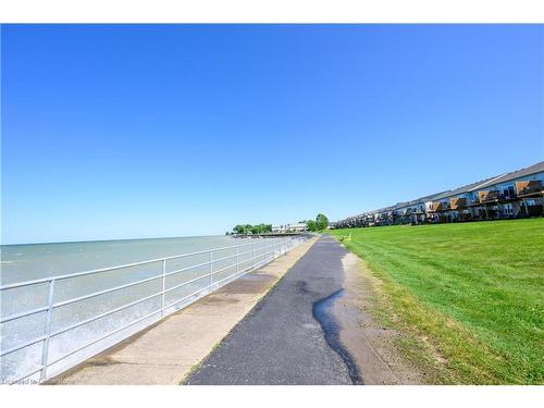 23-515 North Service Road, Stoney Creek, ON - Outdoor With View