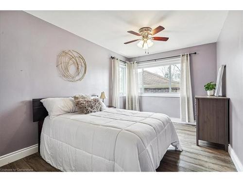 5117 Canborough Road, Wellandport, ON - Indoor Photo Showing Bedroom