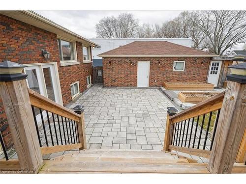 5117 Canborough Road, Wellandport, ON - Outdoor With Deck Patio Veranda With Exterior