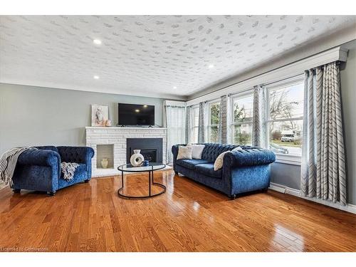 5117 Canborough Road, Wellandport, ON - Indoor Photo Showing Living Room With Fireplace