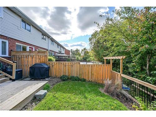 142 Saint Andrews Drive, Hamilton, ON - Outdoor