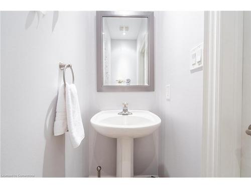 3-2282 Orchard Road, Burlington, ON - Indoor Photo Showing Bathroom