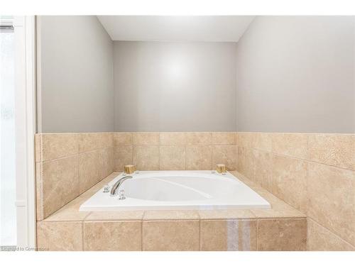 3-2282 Orchard Road, Burlington, ON - Indoor Photo Showing Bathroom