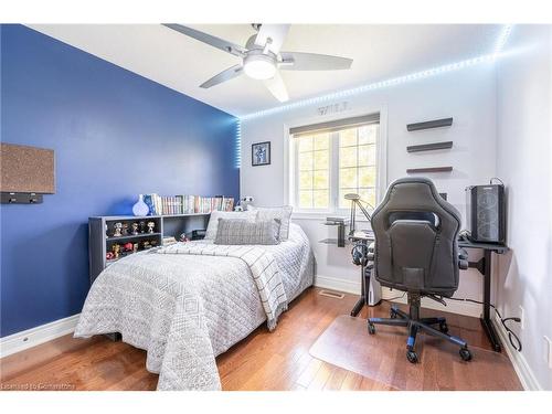 3-2282 Orchard Road, Burlington, ON - Indoor Photo Showing Bedroom