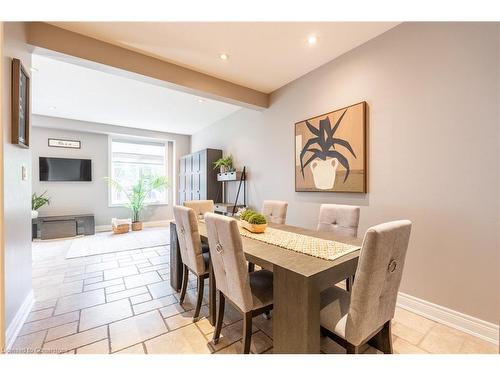 3-2282 Orchard Road, Burlington, ON - Indoor Photo Showing Dining Room