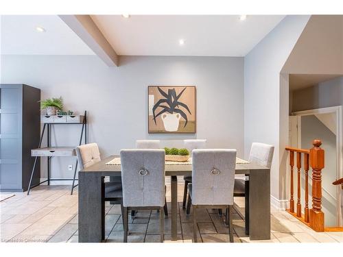 3-2282 Orchard Road, Burlington, ON - Indoor Photo Showing Dining Room