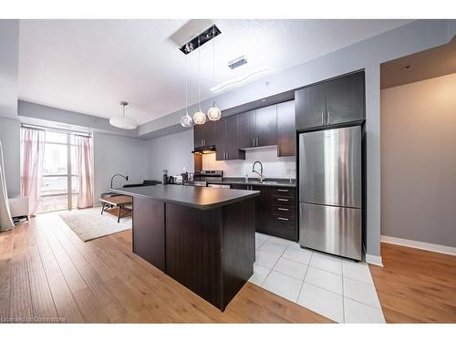 502-90 Charlton Avenue W, Hamilton, ON - Indoor Photo Showing Kitchen With Stainless Steel Kitchen