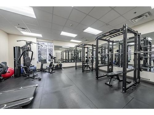 502-90 Charlton Avenue W, Hamilton, ON - Indoor Photo Showing Gym Room