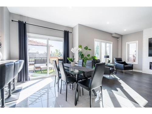 48 Berkshire Drive, St. Catharines, ON - Indoor Photo Showing Dining Room