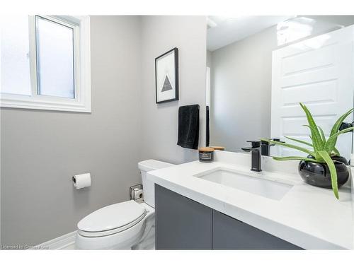 48 Berkshire Drive, St. Catharines, ON - Indoor Photo Showing Bathroom