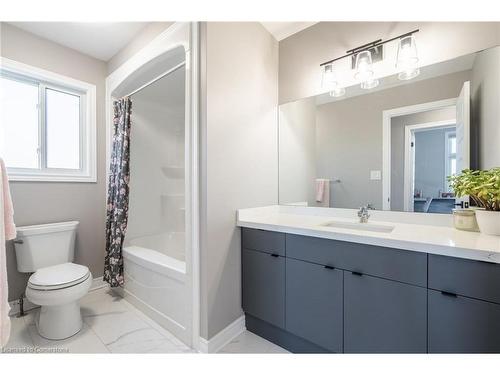 48 Berkshire Drive, St. Catharines, ON - Indoor Photo Showing Bathroom