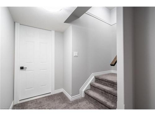 48 Berkshire Drive, St. Catharines, ON - Indoor Photo Showing Other Room