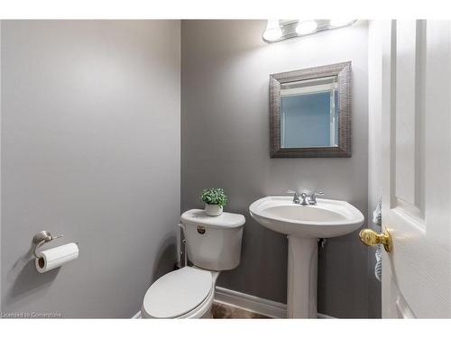 53 Dulgaren Street, Hamilton, ON - Indoor Photo Showing Bathroom