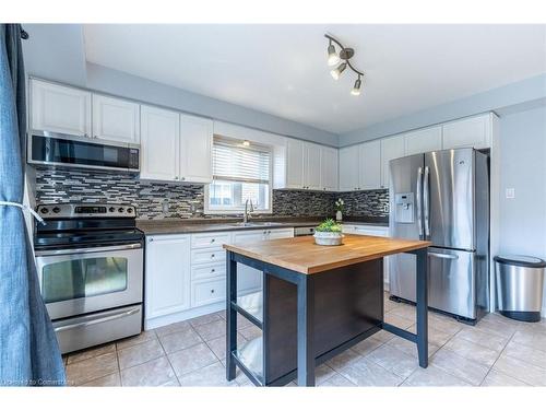 53 Dulgaren Street, Hamilton, ON - Indoor Photo Showing Kitchen