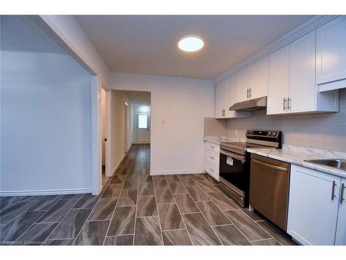 14 Graham Avenue S, Hamilton, ON - Indoor Photo Showing Kitchen