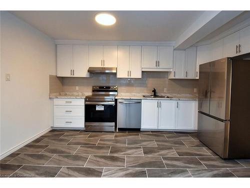 14 Graham Avenue S, Hamilton, ON - Indoor Photo Showing Kitchen