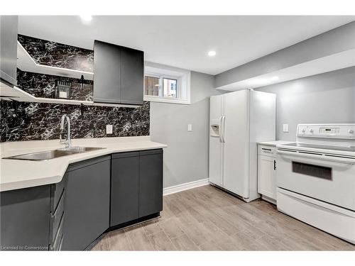 77 Inchlee Drive, Hamilton, ON - Indoor Photo Showing Kitchen With Double Sink