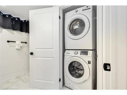 2-1015 Garth Street, Hamilton, ON - Indoor Photo Showing Laundry Room