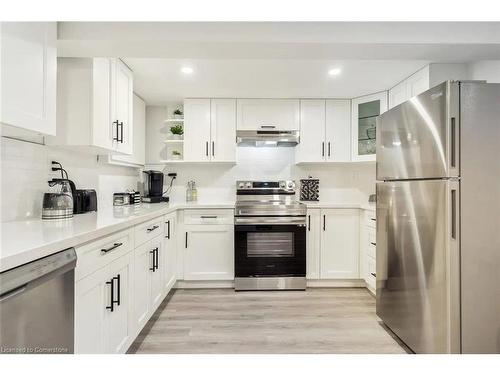 2-1015 Garth Street, Hamilton, ON - Indoor Photo Showing Kitchen With Upgraded Kitchen