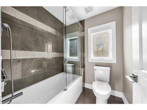 78 Hickory Avenue, Niagara-On-The-Lake, ON - Indoor Photo Showing Bathroom