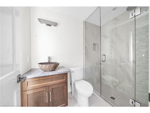 78 Hickory Avenue, Niagara-On-The-Lake, ON - Indoor Photo Showing Bathroom