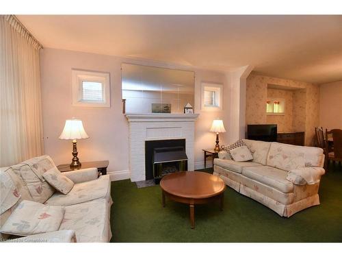 189 Edgemont Street S, Hamilton, ON - Indoor Photo Showing Living Room With Fireplace