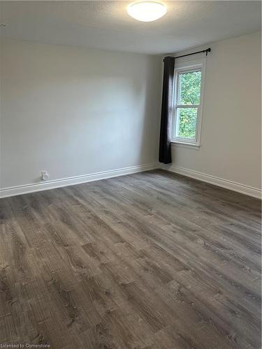 33 First Street S, Hamilton, ON - Indoor Photo Showing Other Room