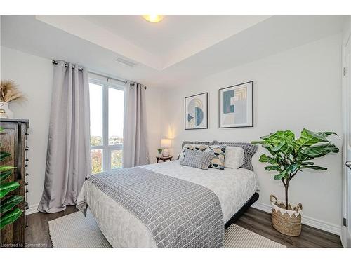 605-2750 King Street E, Hamilton, ON - Indoor Photo Showing Bedroom