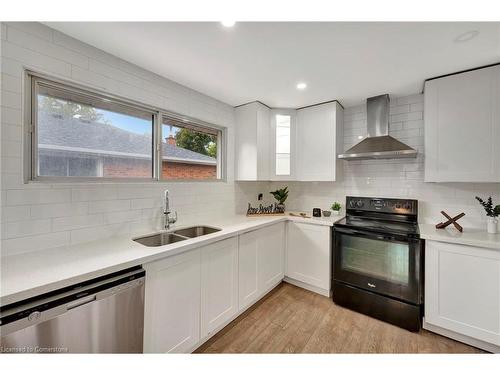 82 Warren Avenue, Hamilton, ON - Indoor Photo Showing Kitchen With Double Sink