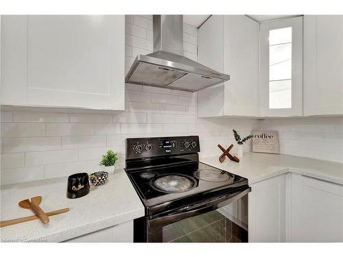 82 Warren Avenue, Hamilton, ON - Indoor Photo Showing Kitchen