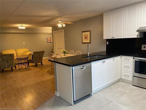 301-4003 Kilmer Drive, Burlington, ON - Indoor Photo Showing Kitchen