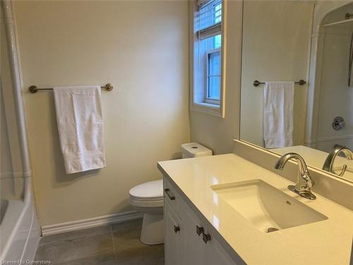 301-4003 Kilmer Drive, Burlington, ON - Indoor Photo Showing Bathroom