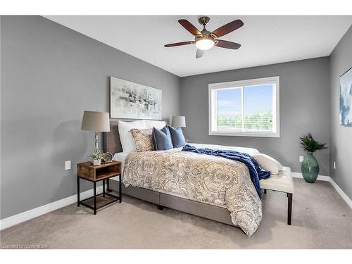 4104 Ashby Drive, Beamsville, ON - Indoor Photo Showing Bedroom