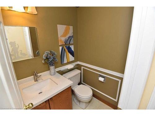 102 Huntingwood Avenue, Hamilton, ON - Indoor Photo Showing Bathroom