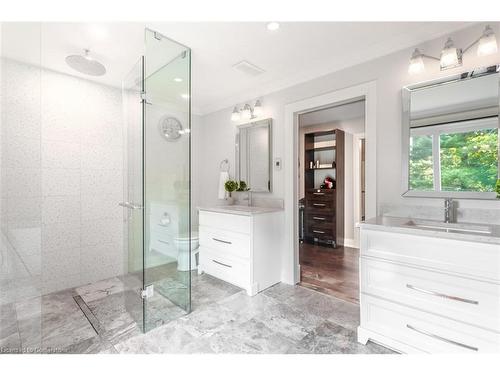 213 Penn Drive, Burlington, ON - Indoor Photo Showing Bathroom