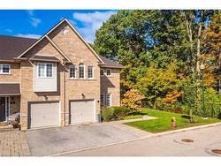 55-4055 Forest Run Avenue  Burlington, ON L7M 5B8