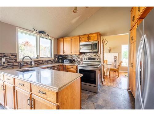 2458 Nigh Road, Ridgeway, ON - Indoor Photo Showing Kitchen