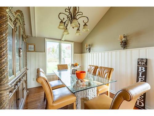 2458 Nigh Road, Ridgeway, ON - Indoor Photo Showing Dining Room